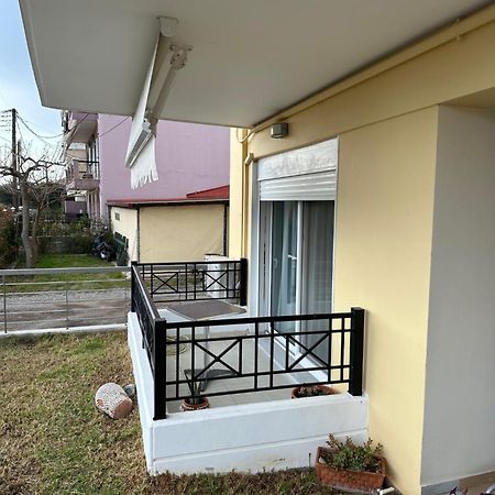 R Apartment Nafpaktos Bagian luar foto