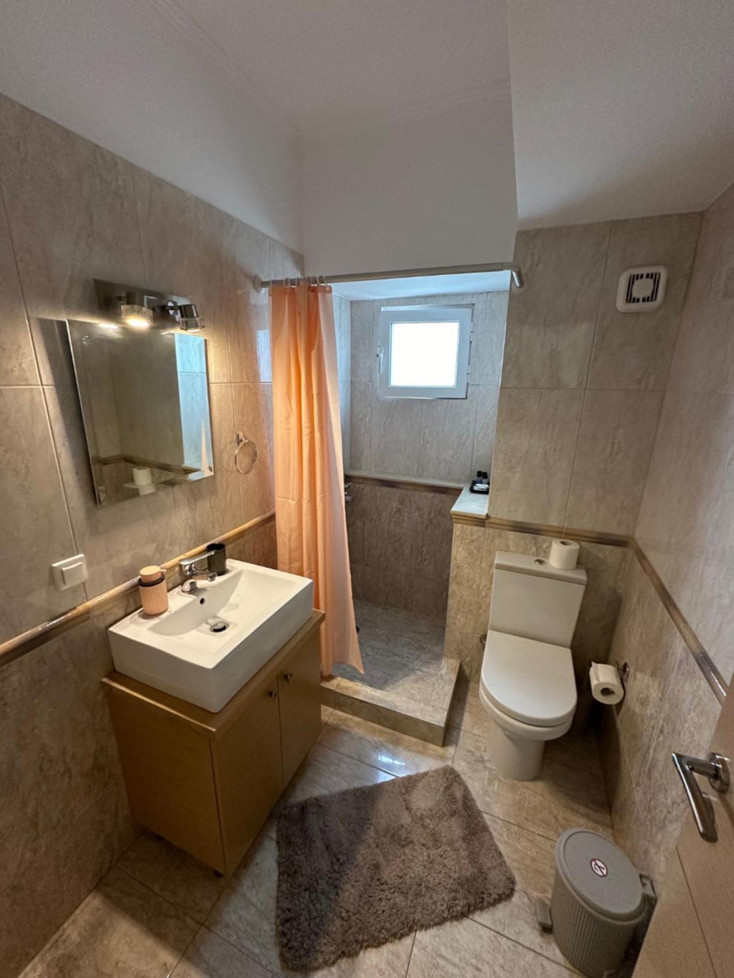 R Apartment Nafpaktos Bagian luar foto
